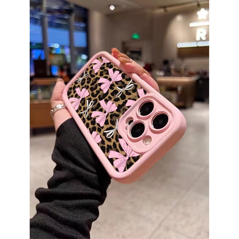 Leopar Desenli Fiyonklu Telefo - Apple Iphone 16 incelemesi ve fiyatı